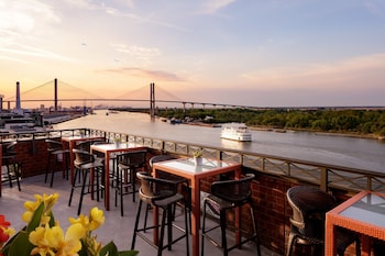 Restaurant at The Bohemian Hotel Savannah Riverfront, Autograph Collection