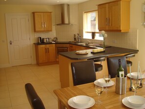 House, 4 Bedrooms | In-room dining - O'Donnabhains Kenmare Townhouse (Kenmare)