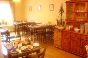 Daily full breakfast (EUR 15 per person)