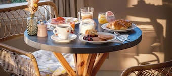 Hotel Kyriad Lyon Est - Bron Eurexpo Le Cottage