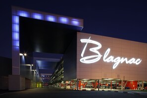 Shopping centre - ibis Styles Toulouse Blagnac Aeroport (Blagnac)