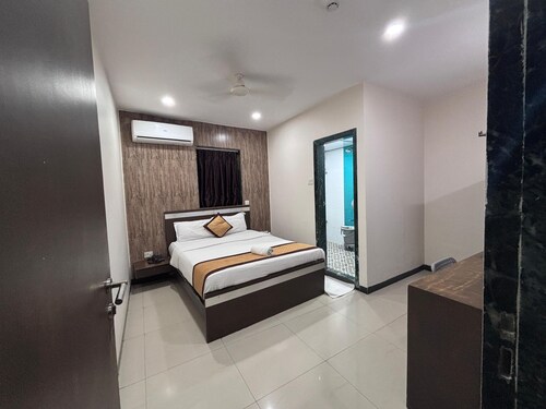 Hotel Sunshine Airport