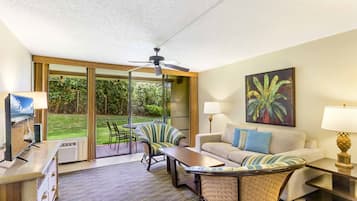 Suite, 1 Bedroom | Living area | TV