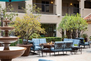 Courtyard - Ayres Hotel & Spa Mission Viejo – Lake Forest (Mission Viejo)