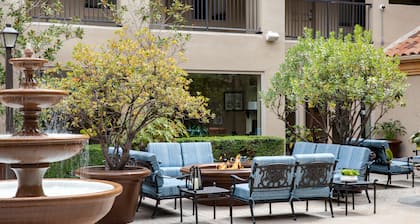 Ayres Hotel & Spa Mission Viejo – Lake Forest