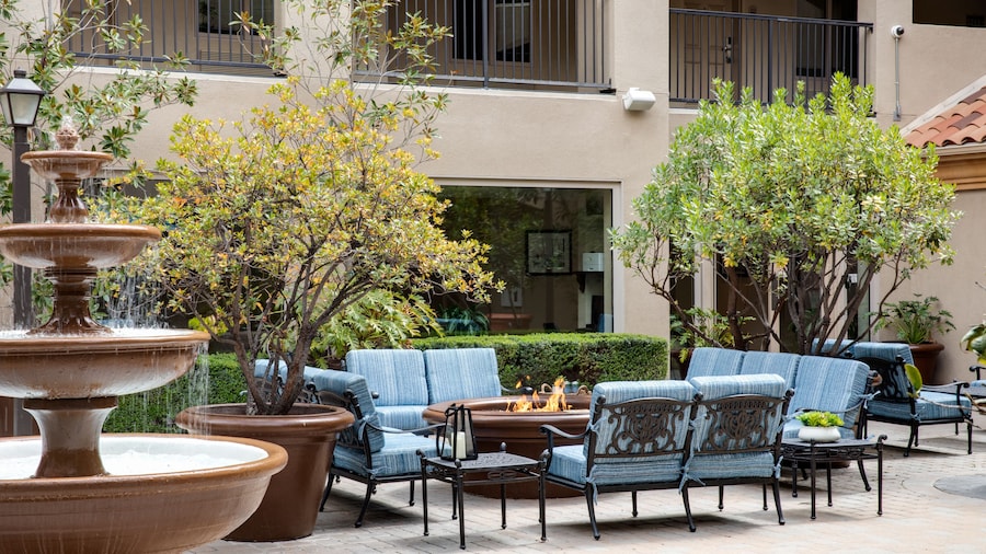 Ayres Hotel & Spa Mission Viejo – Lake Forest