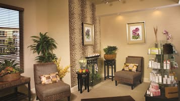 Couples treatment room(s), hot tub, body treatments, aromatherapy