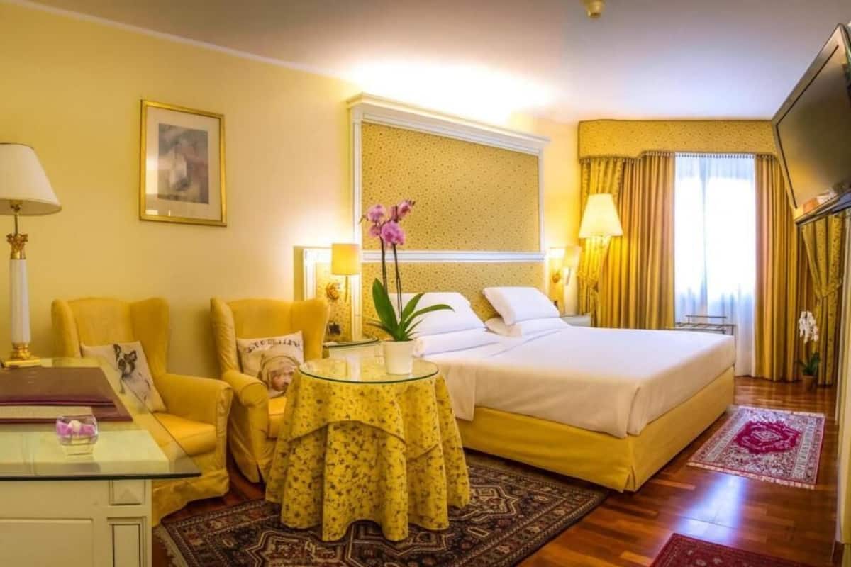 Minibar, in-room safe, desk, blackout curtains