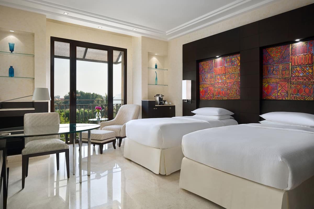 Egyptian cotton sheets, hypo-allergenic bedding, down comforters
