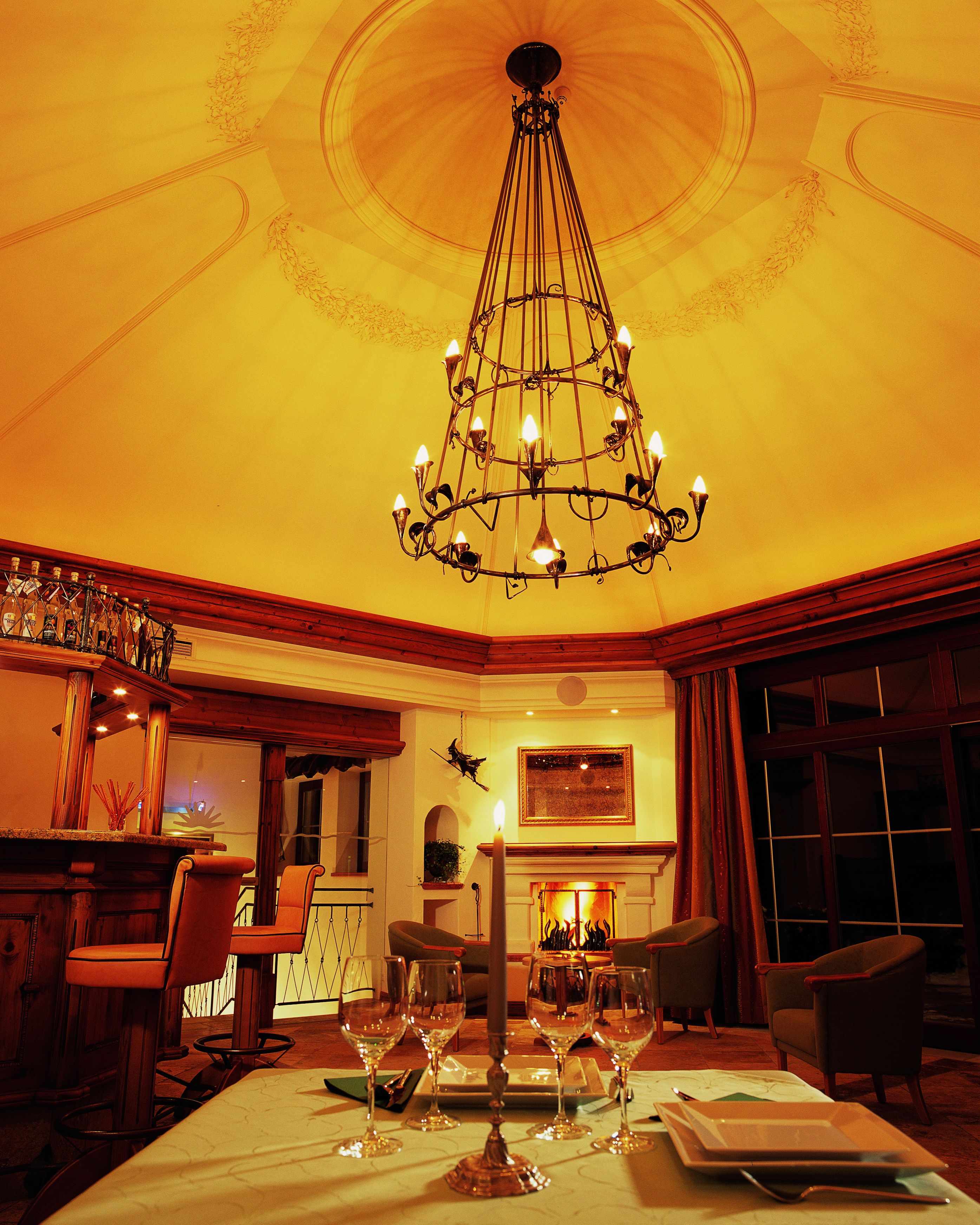 dinner served, garden views