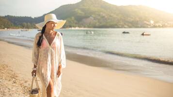 Beach nearby, white sand, free beach shuttle, sun-loungers