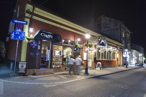 Exterior - The Fontana Hotel (Novi Sad)