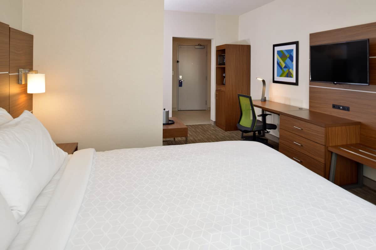 Pillow-top beds, in-room safe, desk, blackout curtains