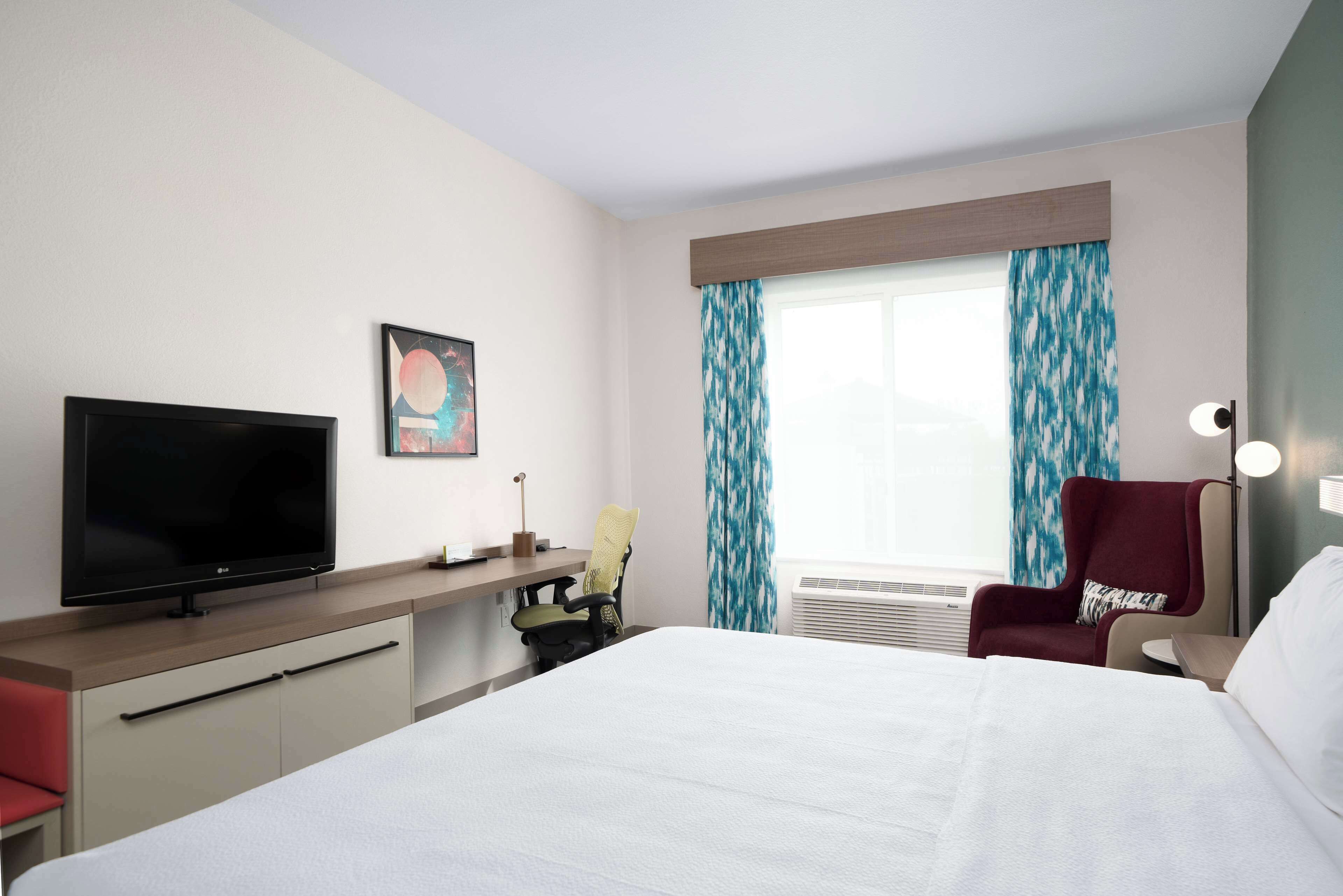 premium bedding, down duvets, select comfort beds, in-room safe