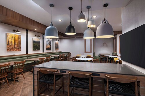 Fairfield Inn & Suites Hillsboro