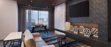 Lobby-lounge