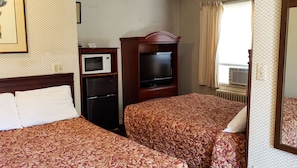 Chambre, 2 grands lits, non-fumeur | Bureau, fer et planche Ă repasser, accĂšs au Wi-Fi (inclus)