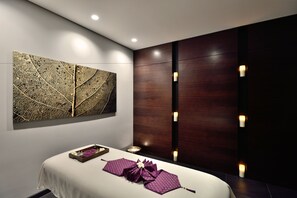 Lichaamsbehandelingen, diepe bindweefselmassages, body scrubs