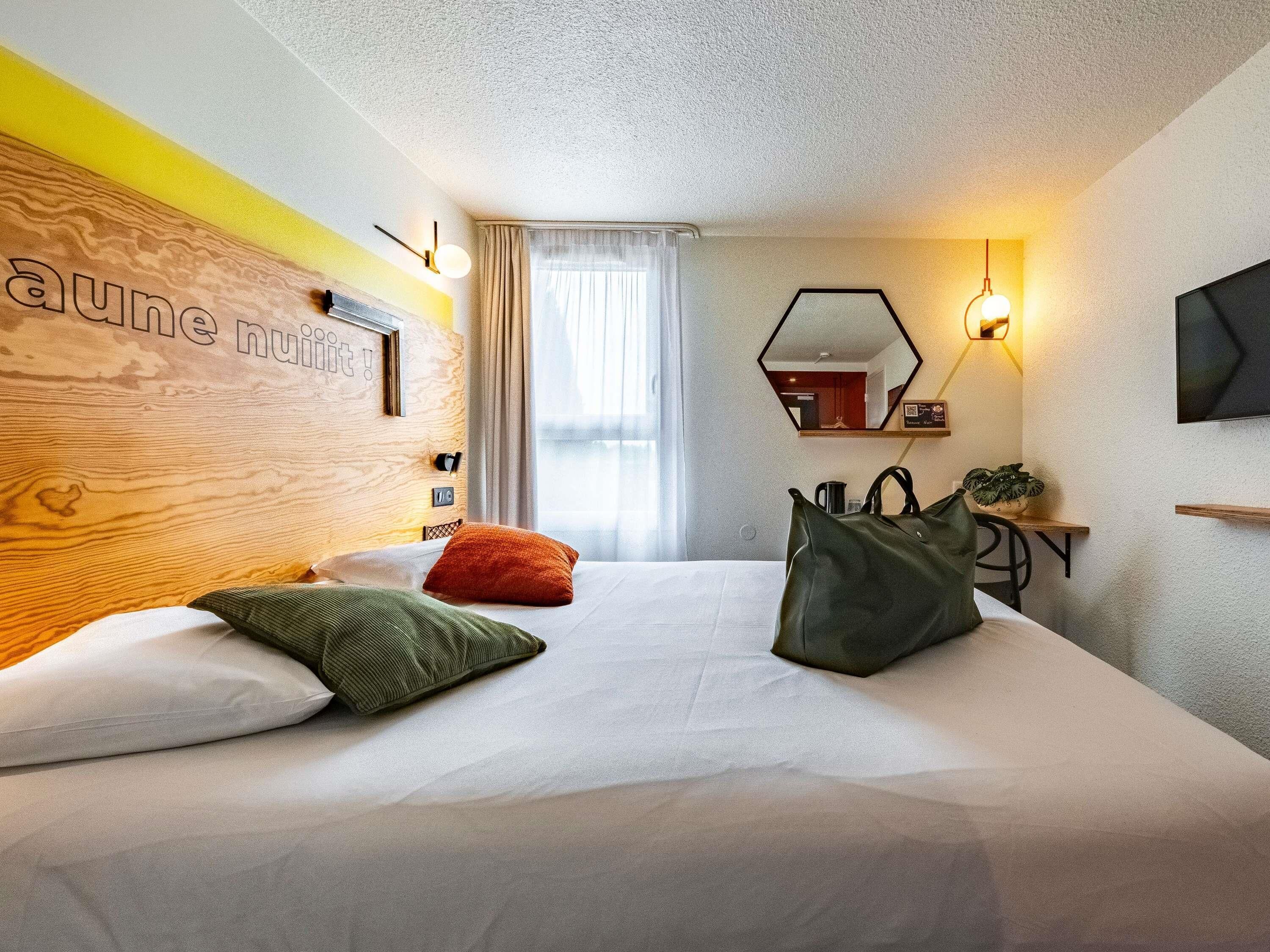 Zimmer, 1 Doppelbett (Pop)