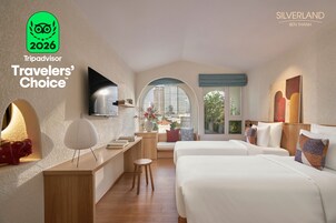 セーフティボックス (室内)、遮光カーテン、防音設備、WiFi (無料)