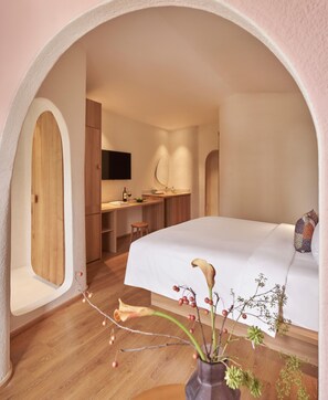Square Suite - Silverland Ben Thanh (Ho Chi Minh City)