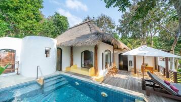 Garden Pool Villa / Included roundtrip shuttle speed boat at Jadet Pier | 테라스/파티오