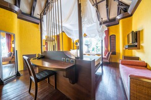 Garden Villa / Included roundtrip shuttle speed boat at Jadet Pier | 迷你吧、房內夾萬、書桌、遮光窗簾/窗簾