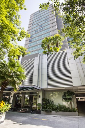 Front of property - Adelphi Grande Sukhumvit (Bangkok)