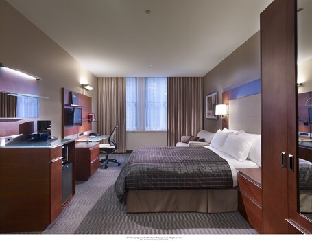 River Hotel - Image 31