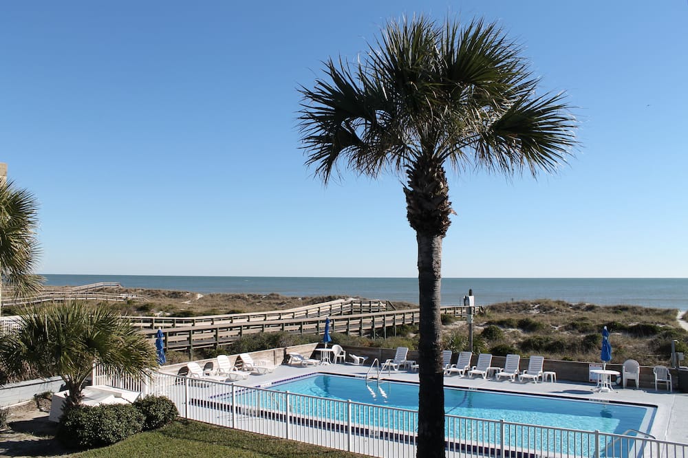 Beachside Motel