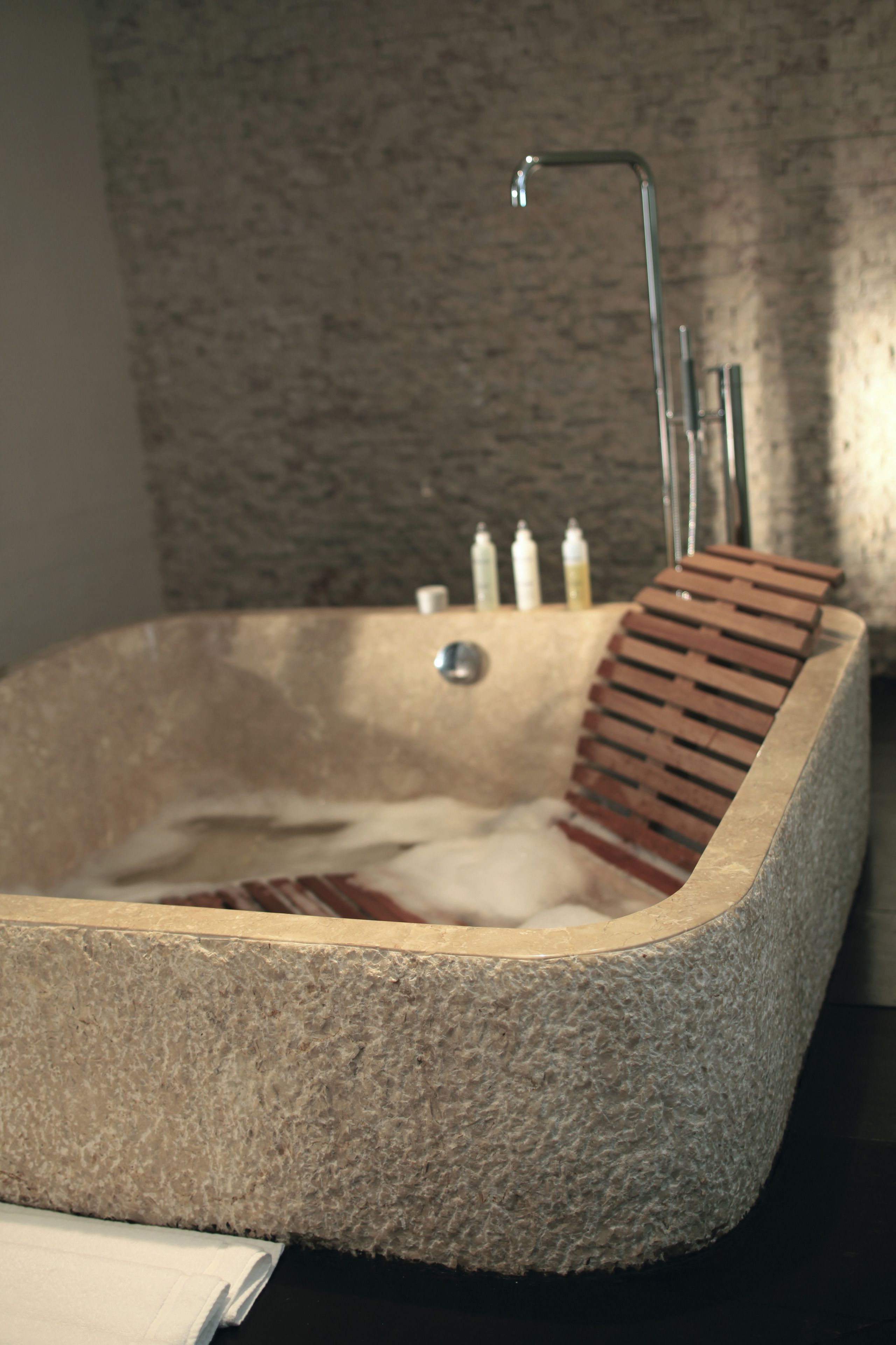 Suíte, 1 quarto (Sunset View) | Banheiro | Banheira e chuveiro separados, banheira de imersão