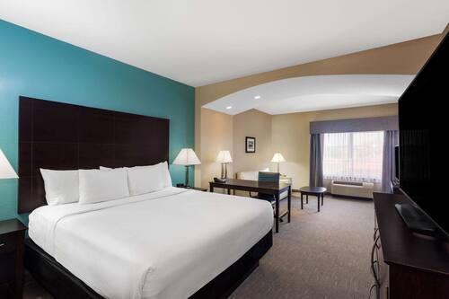 Chambre Deluxe, 1 très grand lit, non-fumeur | Literie de qualité, bureau, fer et planche à repasser