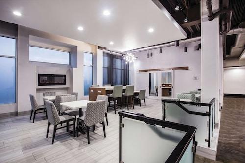 La Quinta Inn & Suites by Wyndham Winchester