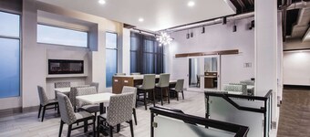 La Quinta Inn & Suites by Wyndham Winchester