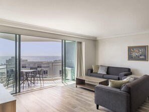 Rom, 2 soverom (Ocean) | Safe på rommet, individuelt dekorert og individuelt innredet