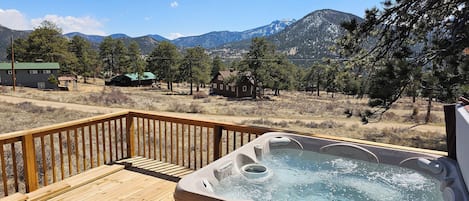 Tanager Cottage #30 | Private spa tub