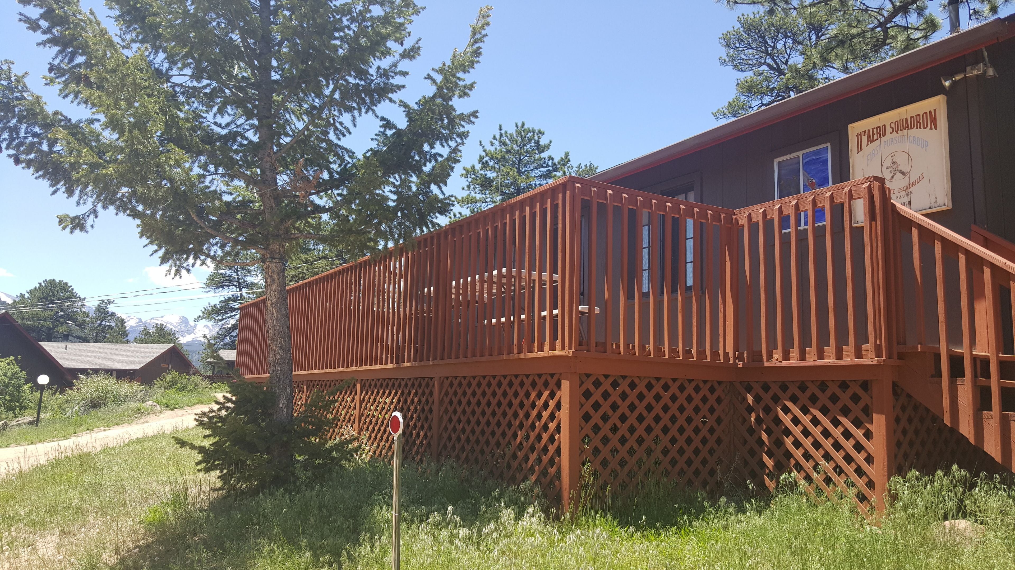 the 11th aero squadron #11 (private hot tub, fireplace, 2 adults, 4 children) | terrace/patio