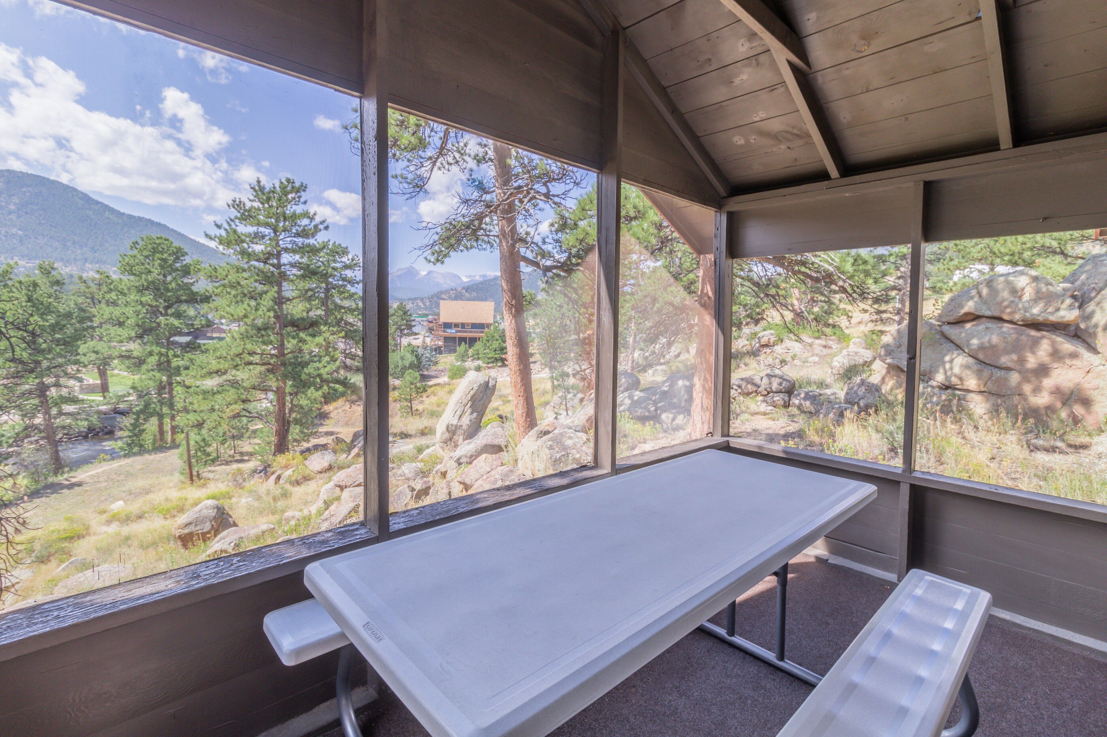 小屋, 1 间卧室 (Sleeps 4 adults and 2 children) | 水景