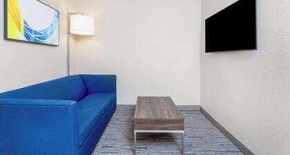 La Quinta Inn & Suites Ormond Beach / Daytona Beach