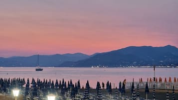 Plage privée, massages sur la plage, bar de plage