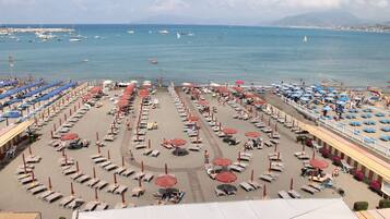 Plage privée, massages sur la plage, bar de plage