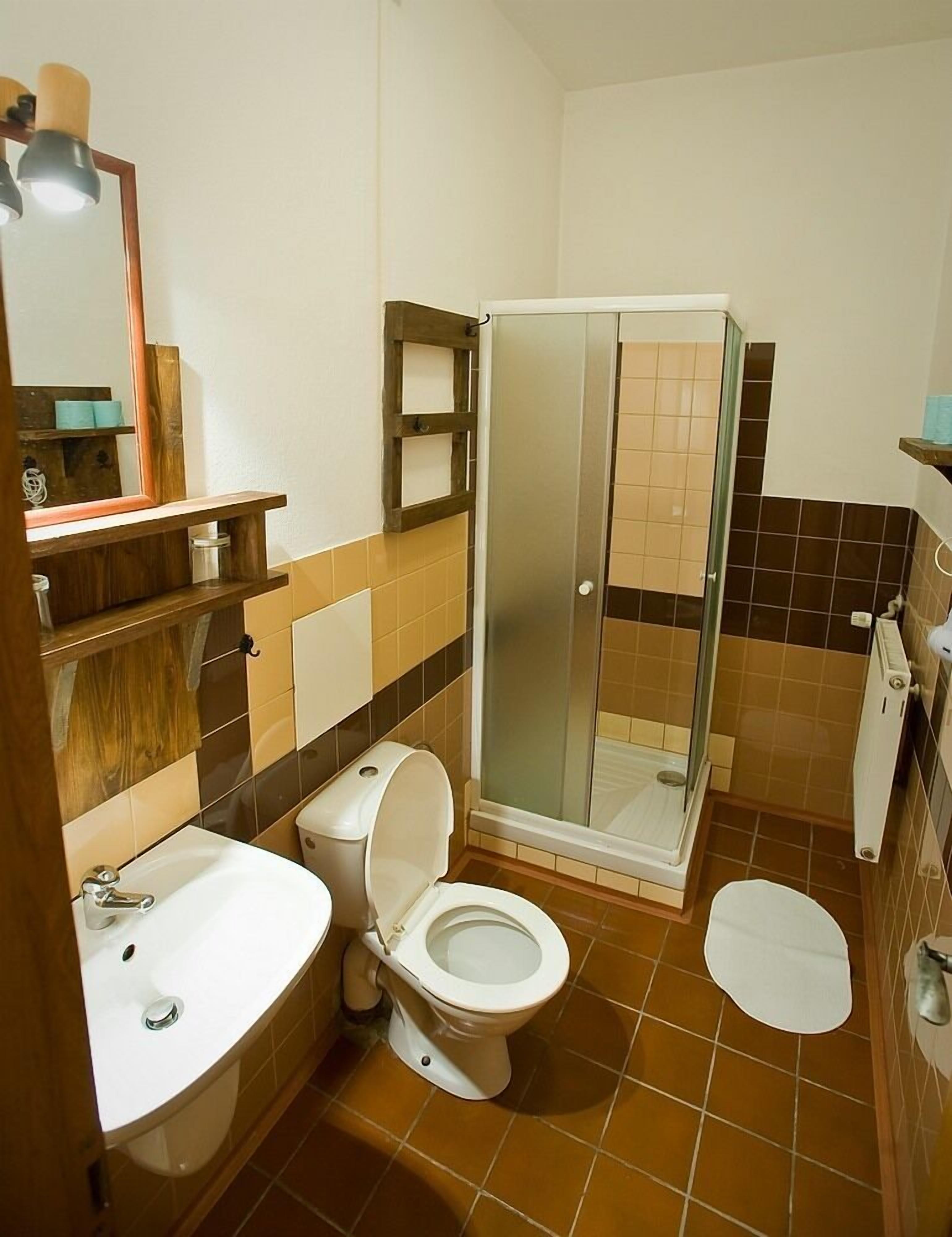 double or twin room | bathroom | shower, hair dryer, towels