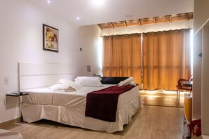 Deluxe frente mar com hidro
