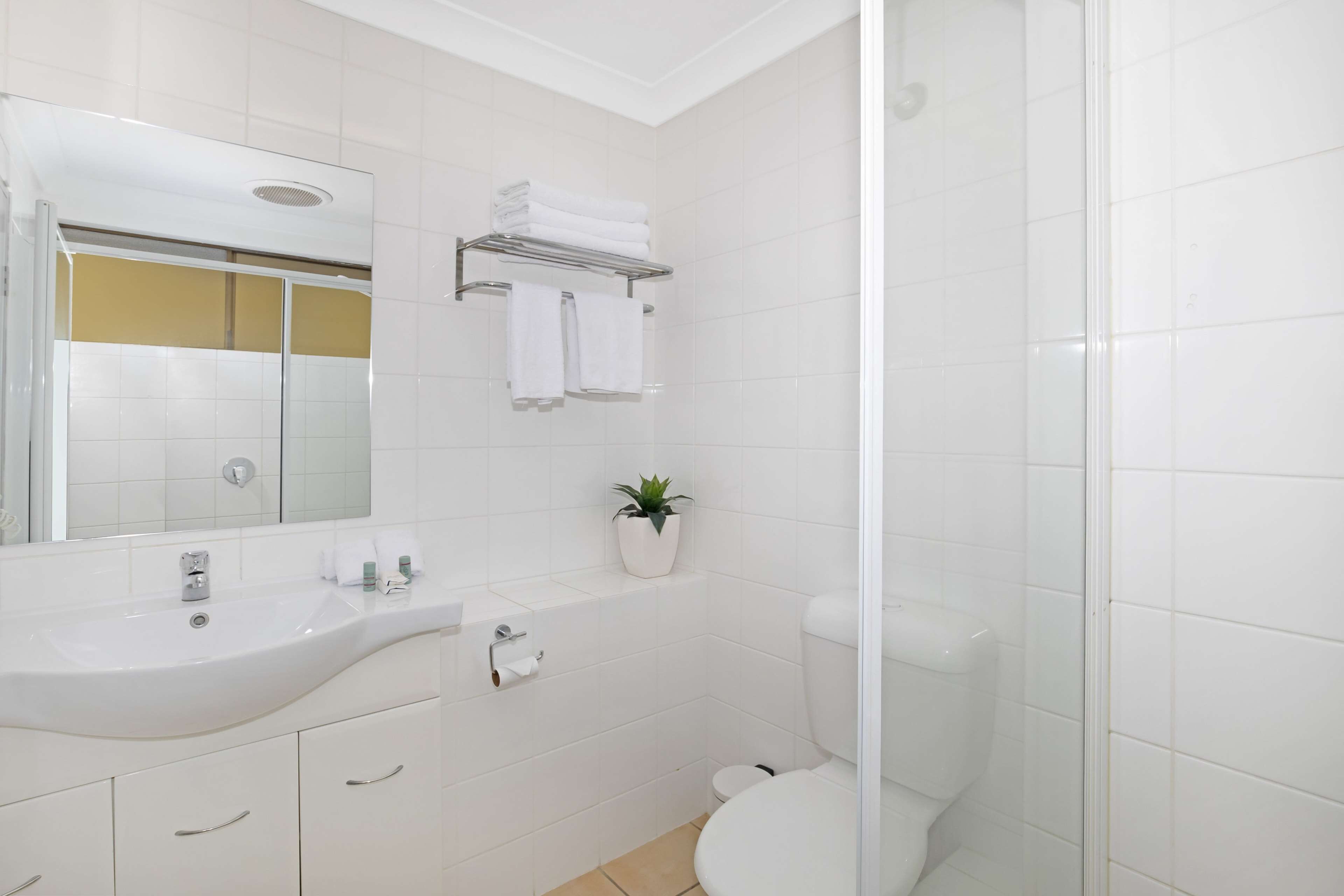 Photo - Best Western Airport 85 Motel