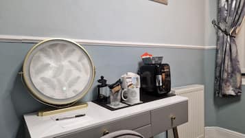 Μονόκλινο Δωμάτιο | Σίδερο/σιδερώστρα