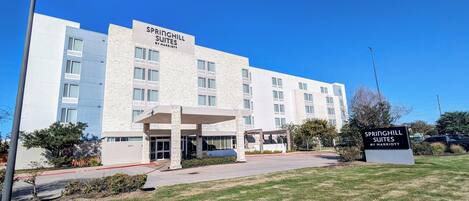 واجهة المنشأة