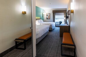 Premium bedding, pillow-top beds, individually furnished, desk - Comfort Inn & Suites New Iberia - Avery Island (New Iberia)