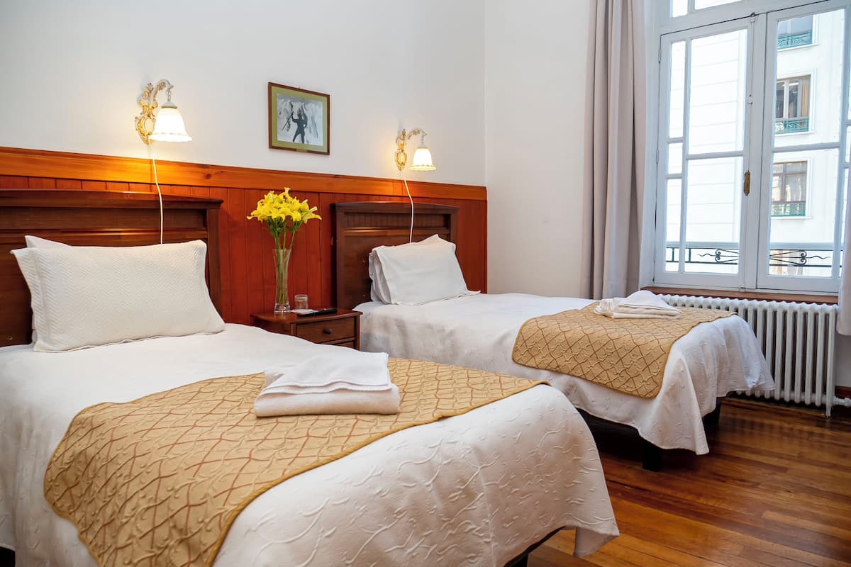 Standard Double Room, 2 Twin Beds | In-room safe, free WiFi, bed sheets