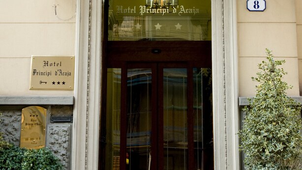 Property entrance - Hotel Principi d'Acaja (Turin)