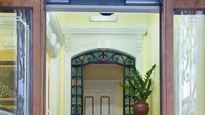 Property entrance - Hotel Principi d'Acaja (Turin)
